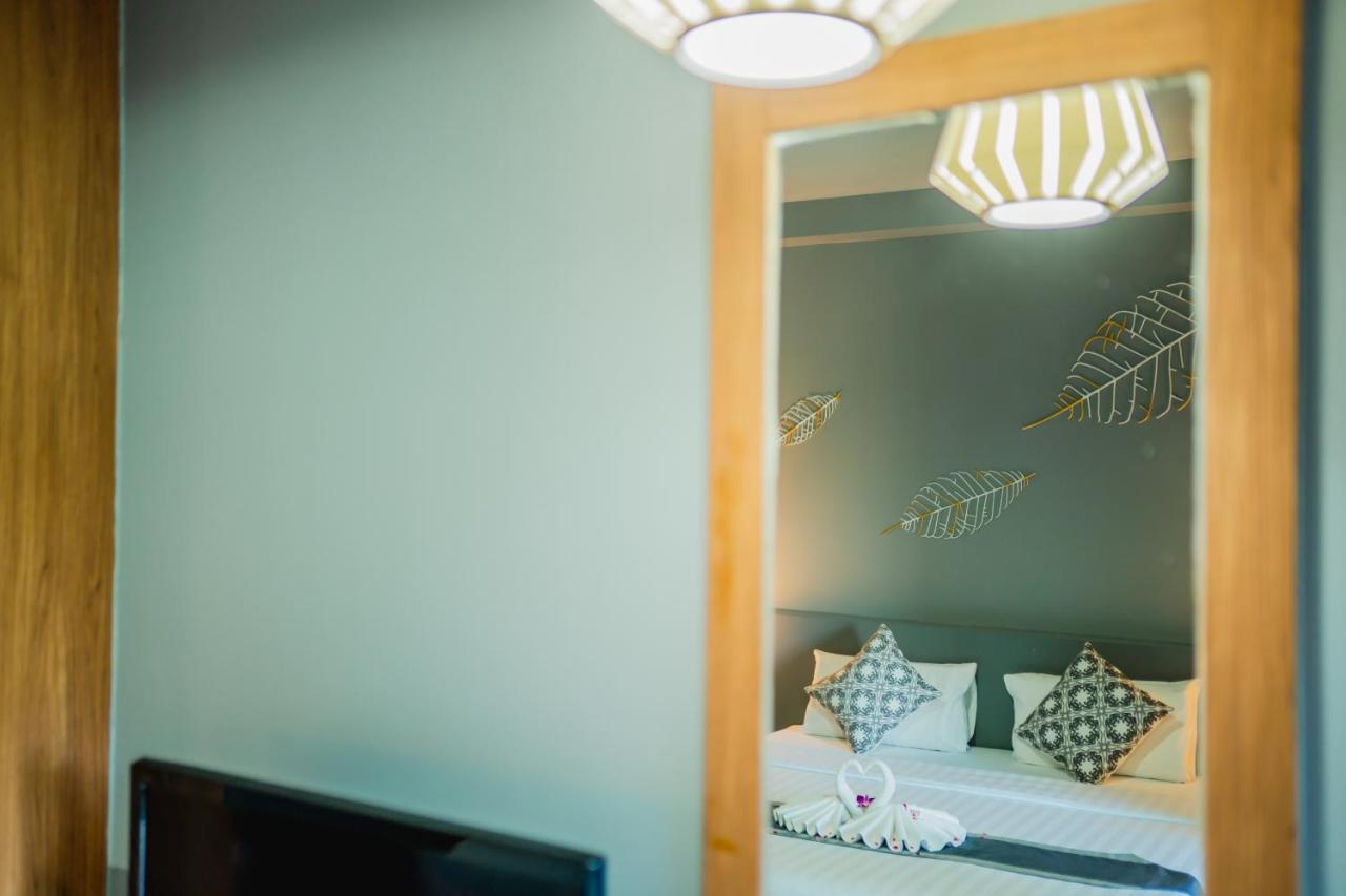 The Rubber Hotel Phuket Thalang Bagian luar foto
