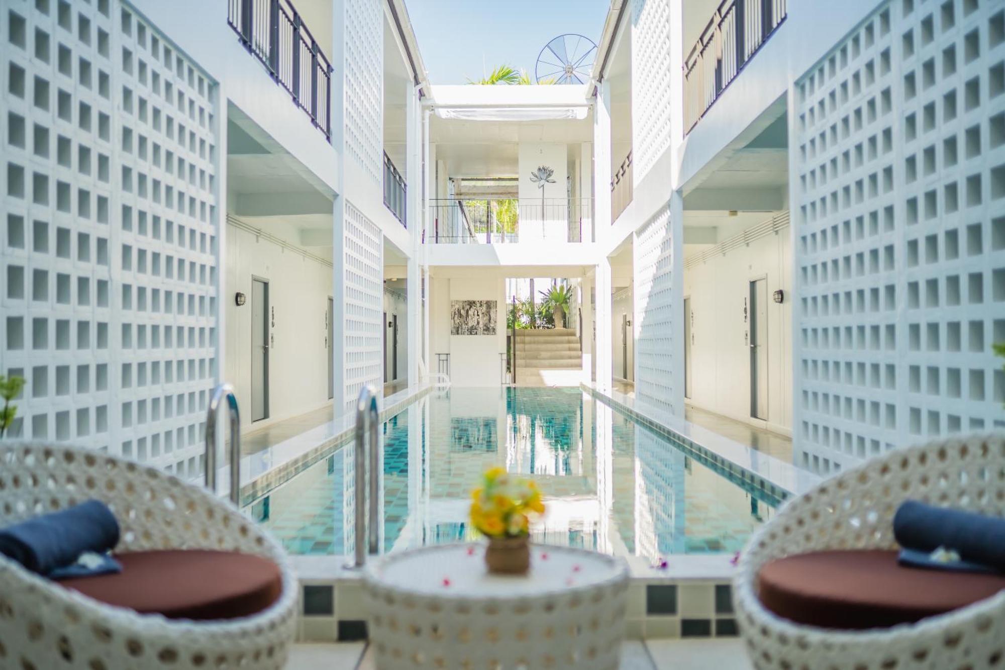 The Rubber Hotel Phuket Thalang Bagian luar foto
