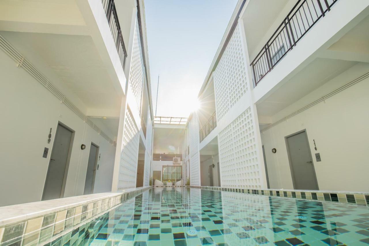 The Rubber Hotel Phuket Thalang Bagian luar foto